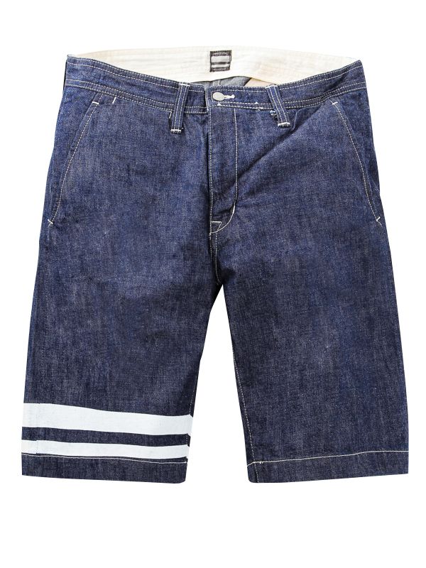 jeans with lots of holes