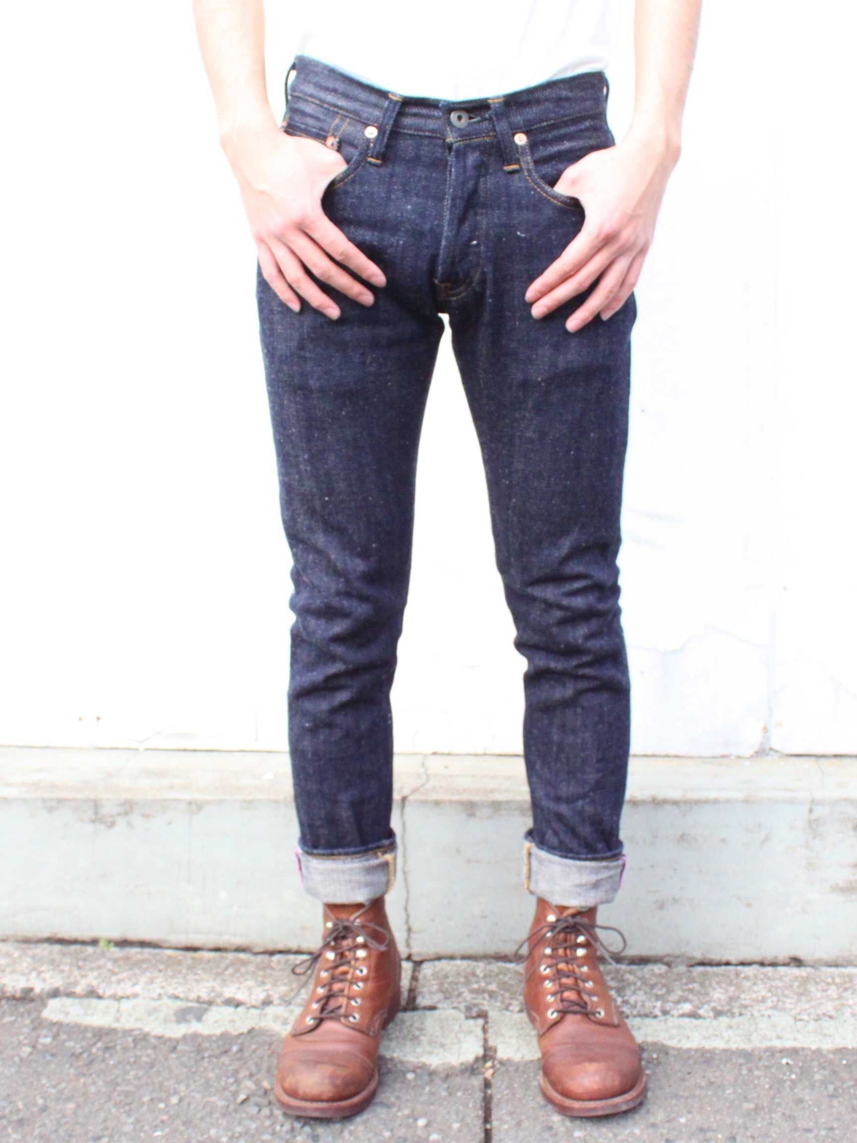 tight tapered jeans